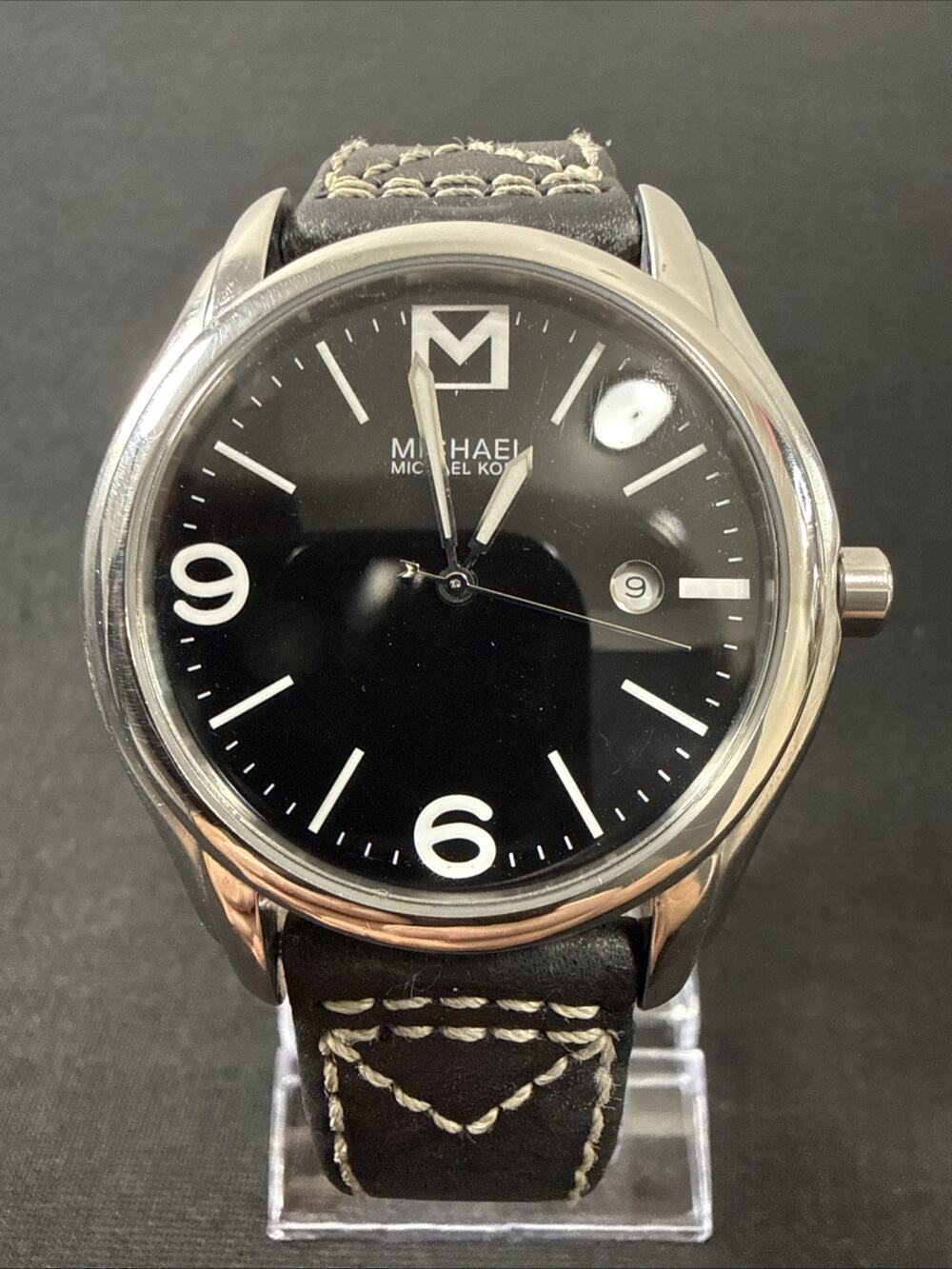 Michael Kors Men’s Watch MK-6021 40mm Case Black Dial Black Leather Strap